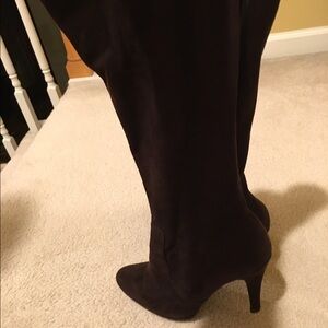 Tahari Dark Brown Heeled Boots